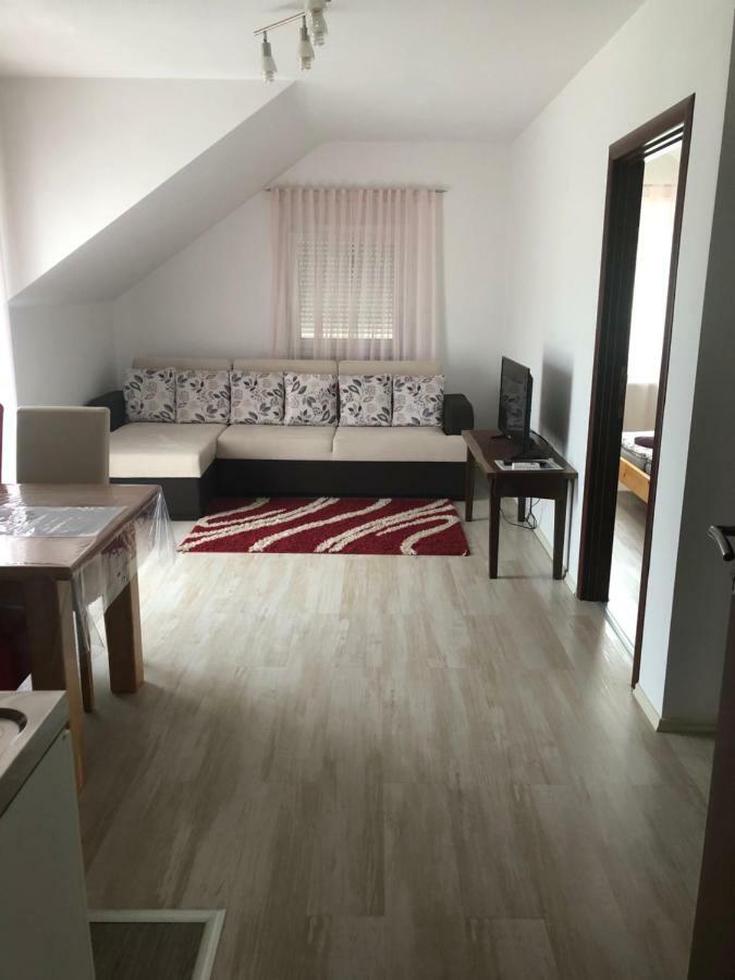 Apartment & Rooms Thomas Кореница Экстерьер фото